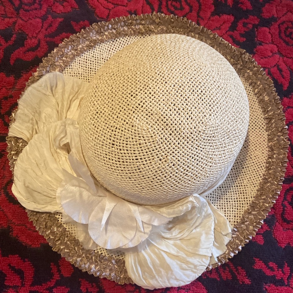 Vintage Louise Green Woven Straw Hat